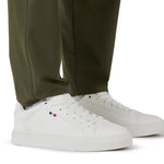 SCRUB REVOLT JOGGER ANTIFLUIDOS COLECCIÓN BOSQUE