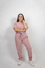 SCRUB GREY JOGGER COLECCIÓN ROMÁNTICA