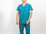 SCRUB REVOLT JOGGER ANTIFLUIDOS COLECCIÓN BOSQUE