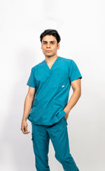 SCRUB REVOLT JOGGER ANTIFLUIDOS COLECCIÓN BOSQUE