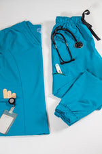 SCRUB GREY JOGGER COLECCIÓN OASIS
