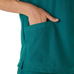 SCRUB REVOLT JOGGER ANTIFLUIDOS COLECCIÓN BOSQUE