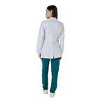 BATA DE MÉDICO DAMA CON CUELLO REPELENTE A LÍQUIDOS