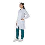 BATA MÉDICO DAMA CON MAO Y PUÑO